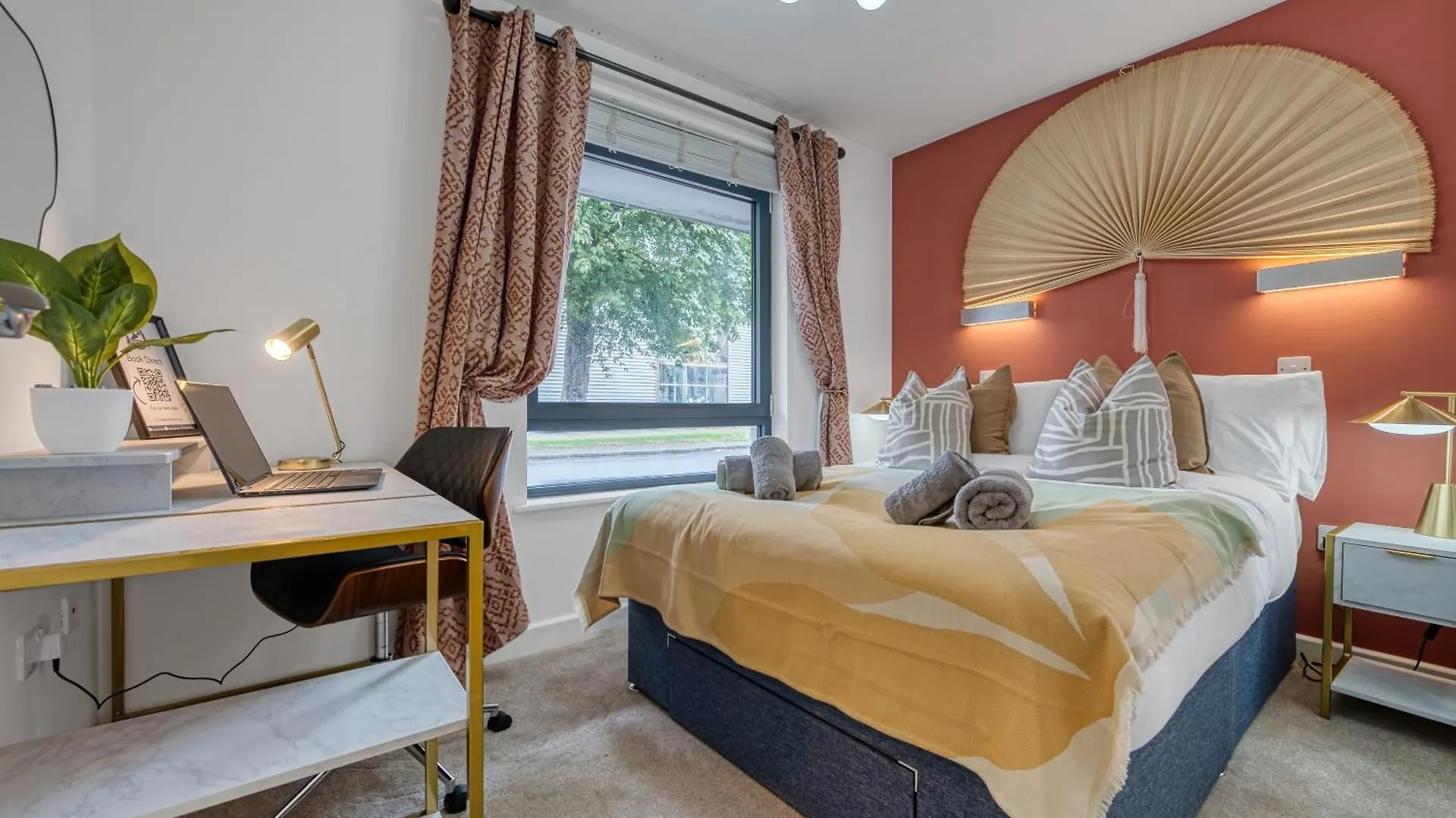 Ocean Village 1-Bedroom Luxurious, Stylish & Cosy Apartment, Central Location In Southampton, Sleeps 4 - Summer Special Offer! - By Blue Puffin Stays United Kingdom